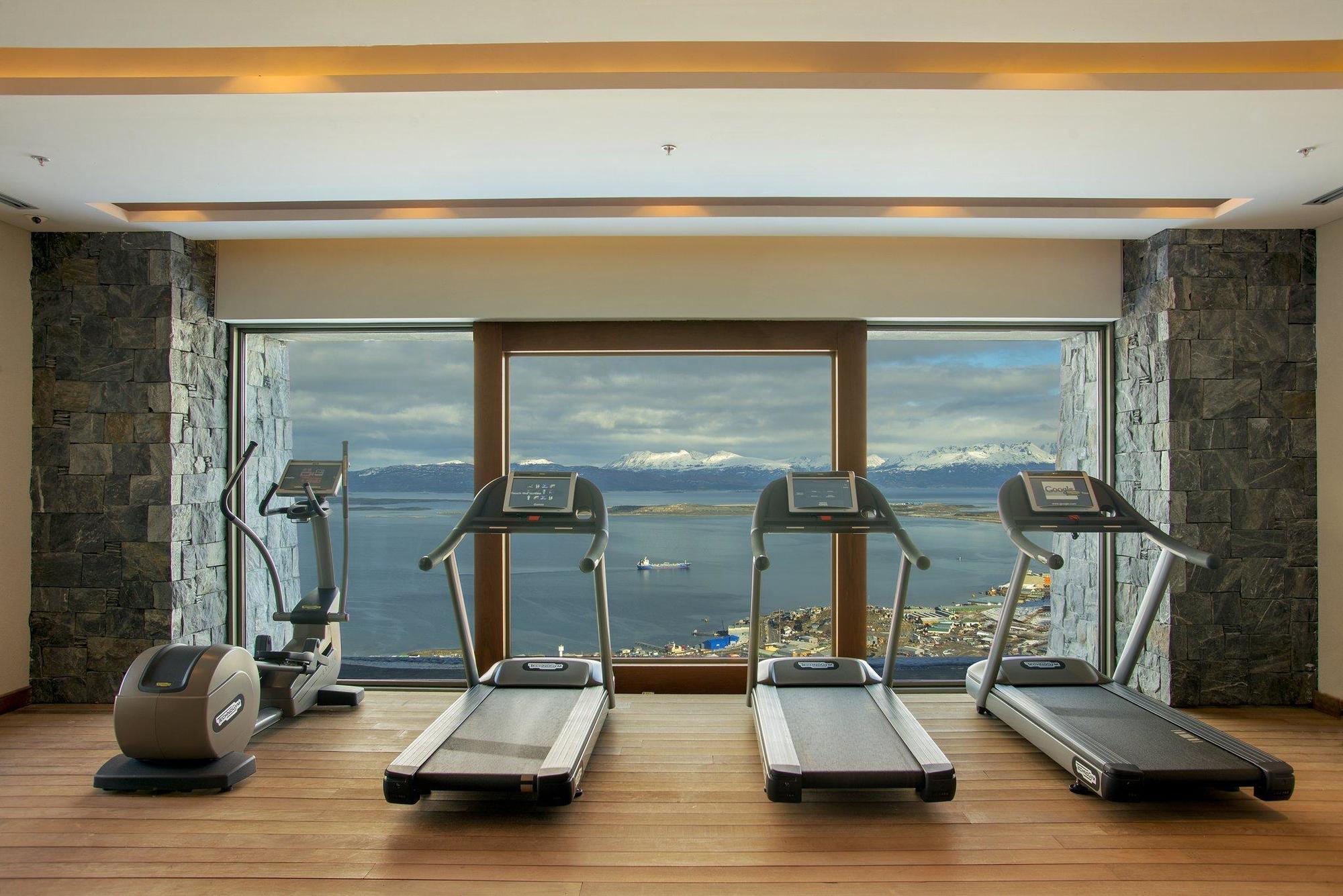 Arakur Ushuaia Resort & Spa ภายนอก รูปภาพ The gym at the Four Seasons Hotel, Istanbul